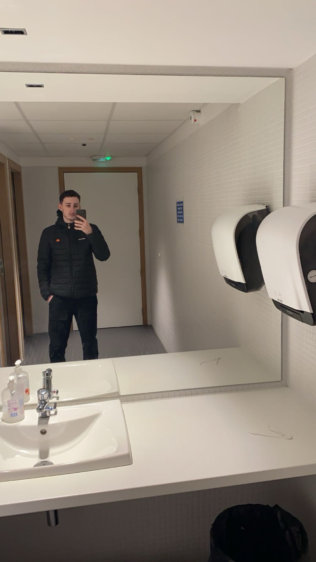 Profil de Yossi, 20 ans, Plan Cul à Lannen