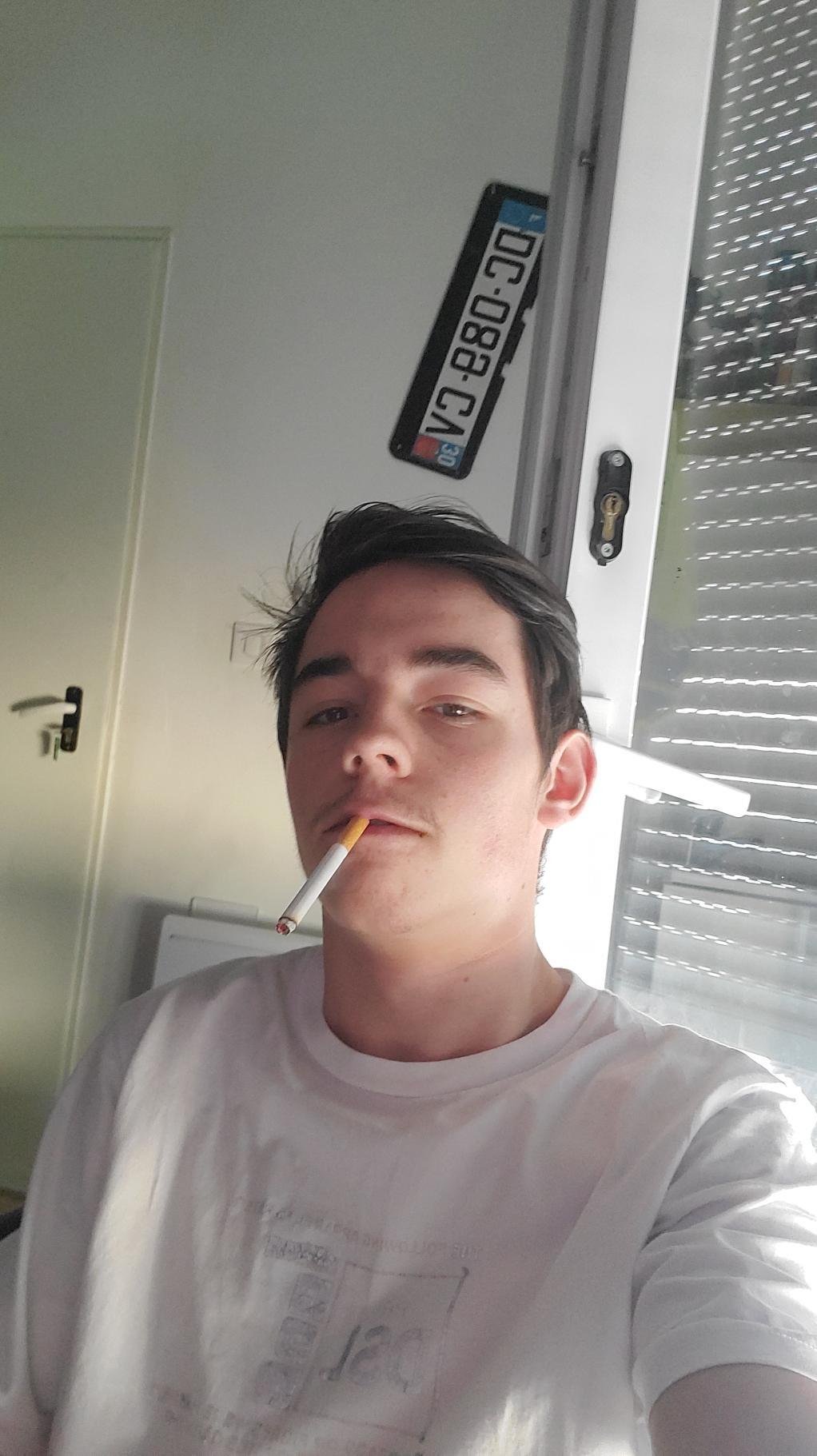 Profil de Assan, 23 ans, Plan Cul à Fingig